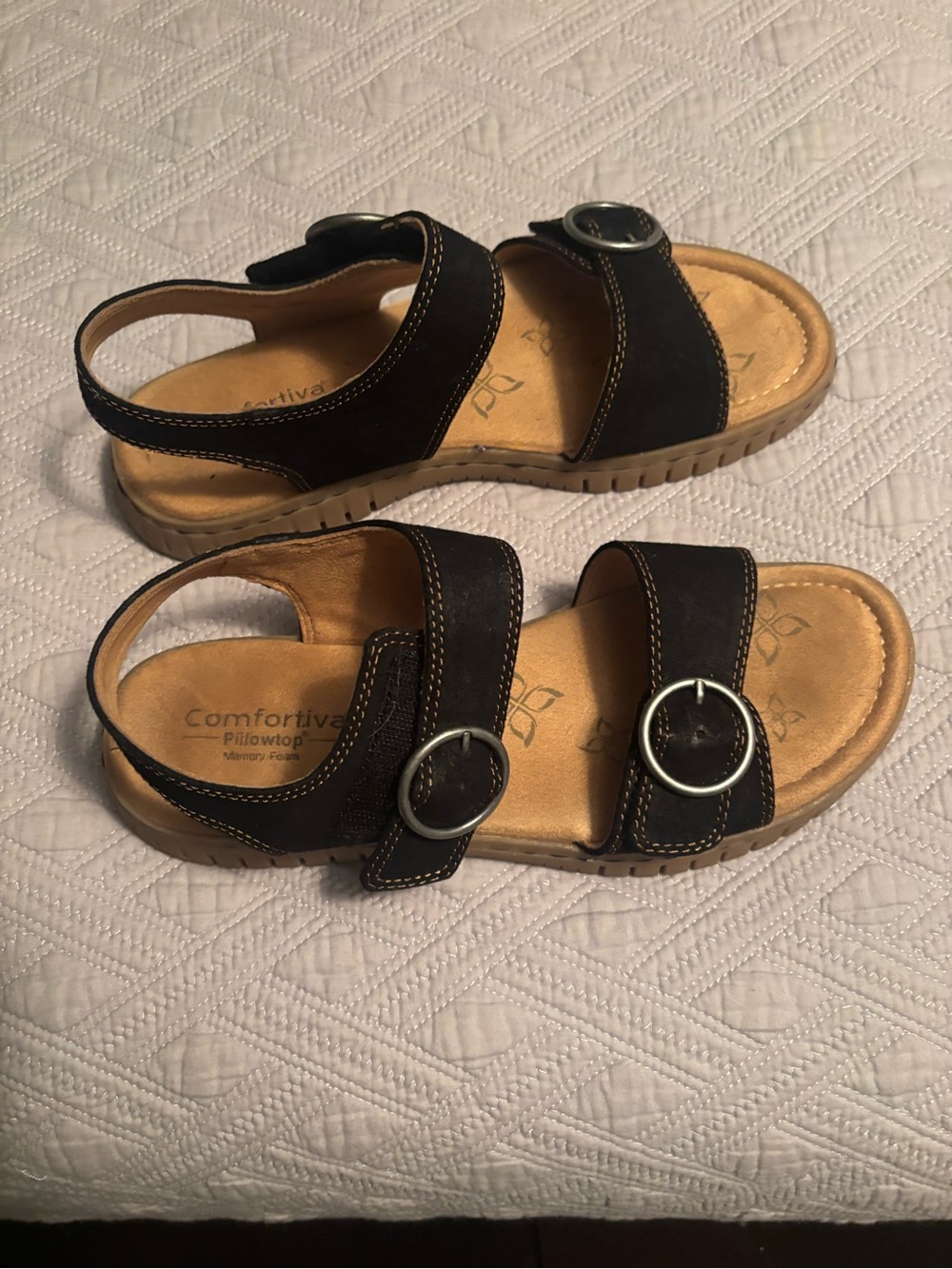 Womens Black Adjustable Buckle Sandals with Cushioned Footbed